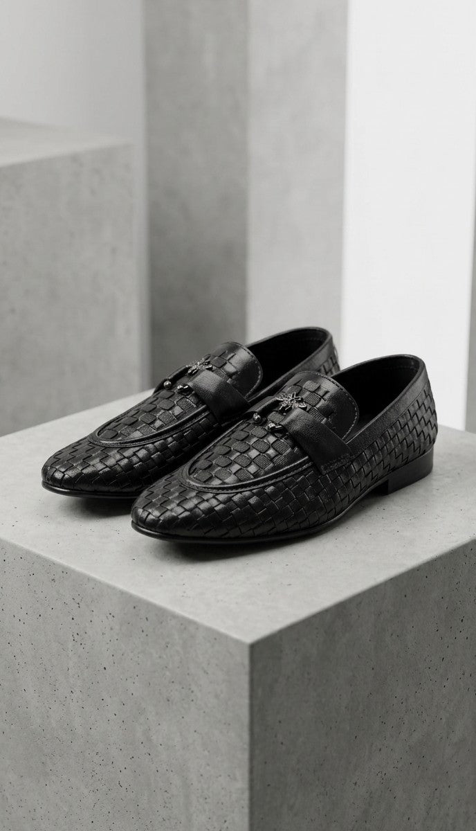 ALVERIO- BLK -- 04